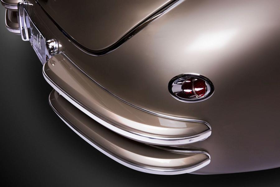 Детали экстерьера Alfa Romeo 6C 2500S Pinin Farina Cabriolet 1946 года  (фото 3 из 11)